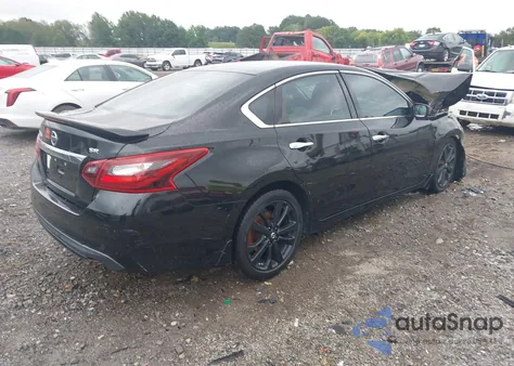 2017 Nissan Altima 2.5 Sr из США, поврежденный, VIN 1N4AL3APXHC197493